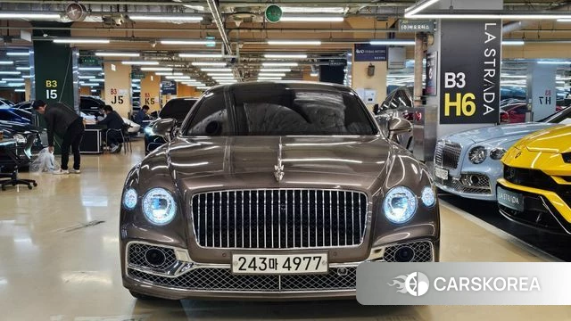 Bentley Flying Spur 3rd Generation 2021 Коричневый из Кореи