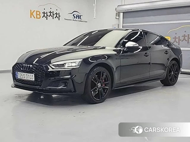 Audi A5 (F5) 2019 Черный из Кореи