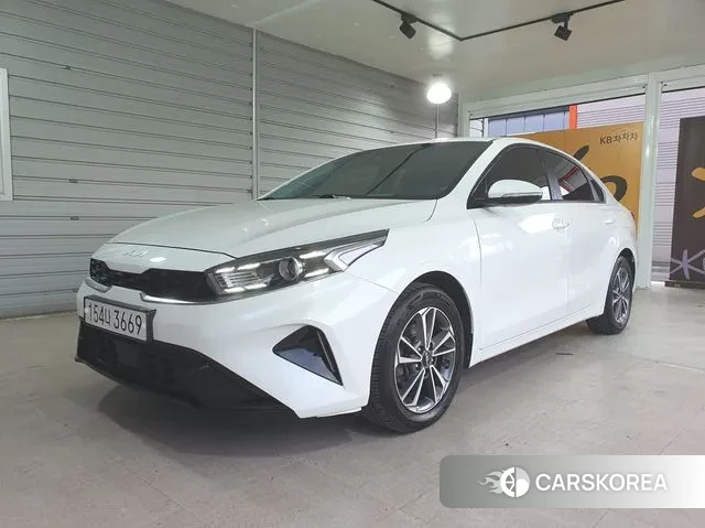 Kia The New K3 2nd generation 2021 Белый из Кореи