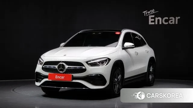 Mercedes-Benz GLA - Class H247 2023 Белый из Кореи