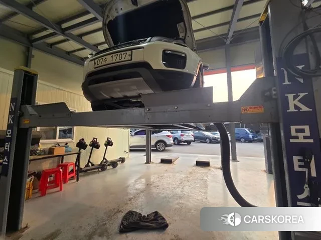 Land Rover Range Rover Evoque 2018 Белый из Кореи