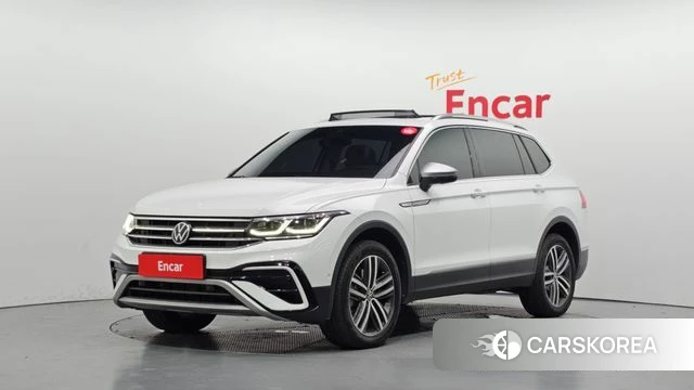 Volkswagen Tiguan Allspace 2022 Белый из Кореи