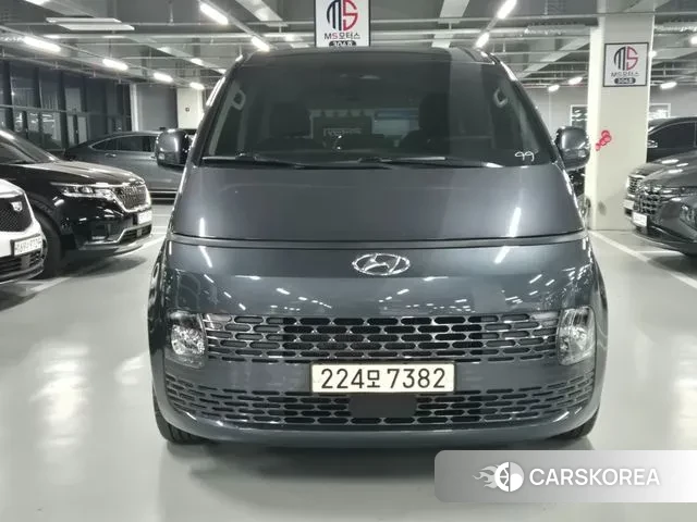 Hyundai Staria 2021 Серый из Кореи
