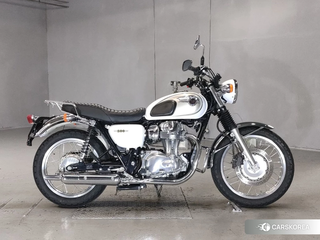 Проданный Kawasaki W800 2014 из Японии, фото 2