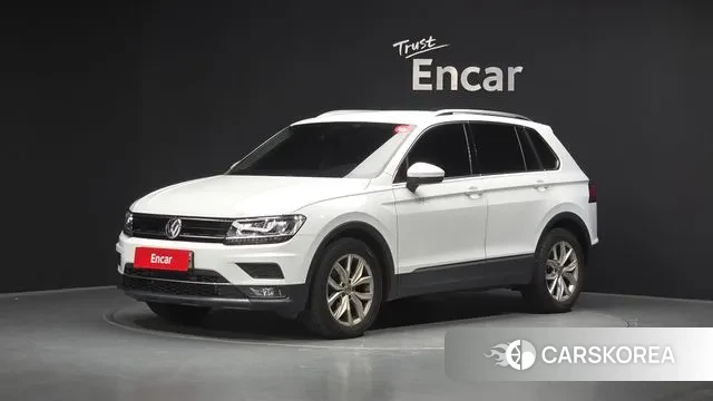 Volkswagen Tiguan second Generation 2018 Белый из Кореи