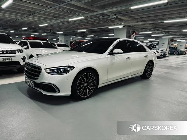 Mercedes-Benz S-Class W223 2024 Белый из Кореи