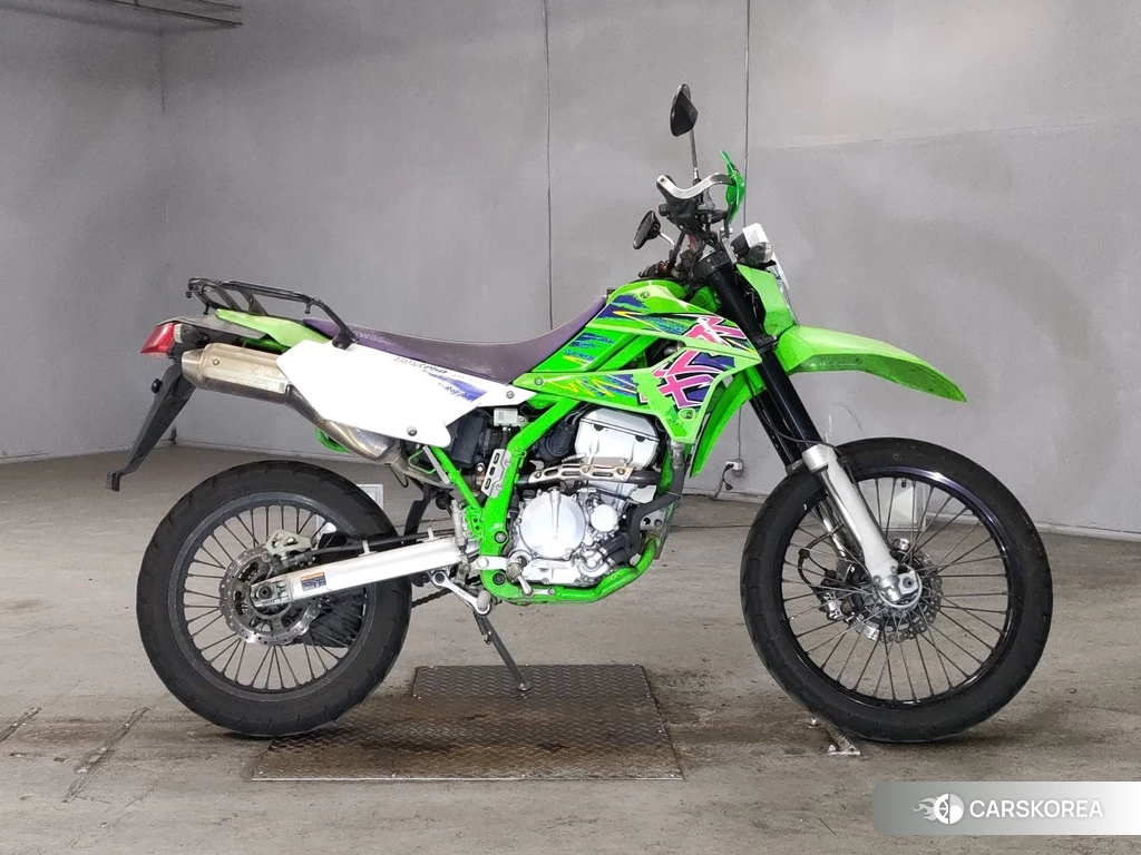 Проданный Kawasaki KLX250 2016 из Японии
