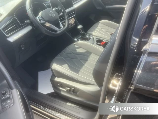 Volkswagen Tiguan L 2022 Черный из Китая