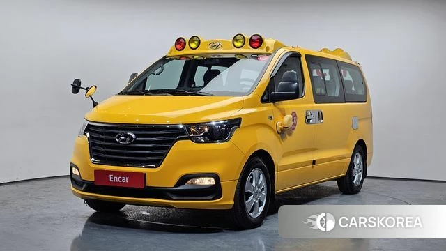Hyundai The New Grand Starex 2018 Желтый из Кореи