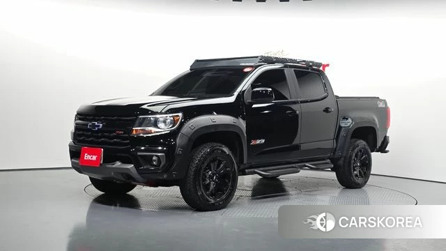 Chevrolet (GM Daewoo) Real New Colorado 2021 Черный из Кореи