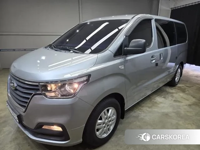 Hyundai The New Grand Starex 2019 Серебряный из Кореи