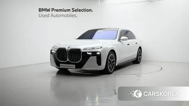 BMW 7 Series (G70) 2025 Белый из Кореи