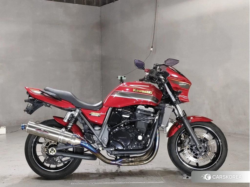 Проданный Kawasaki ZRX 1200 2011 из Японии