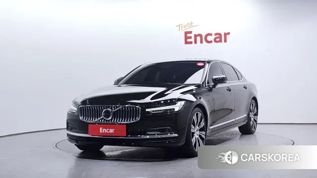 Volvo S90 2025 Черный из Кореи