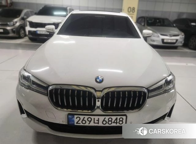 BMW 5 Series (G30) 2021 Белый из Кореи