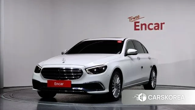 Mercedes-Benz E-Class W213 2022 Белый из Кореи