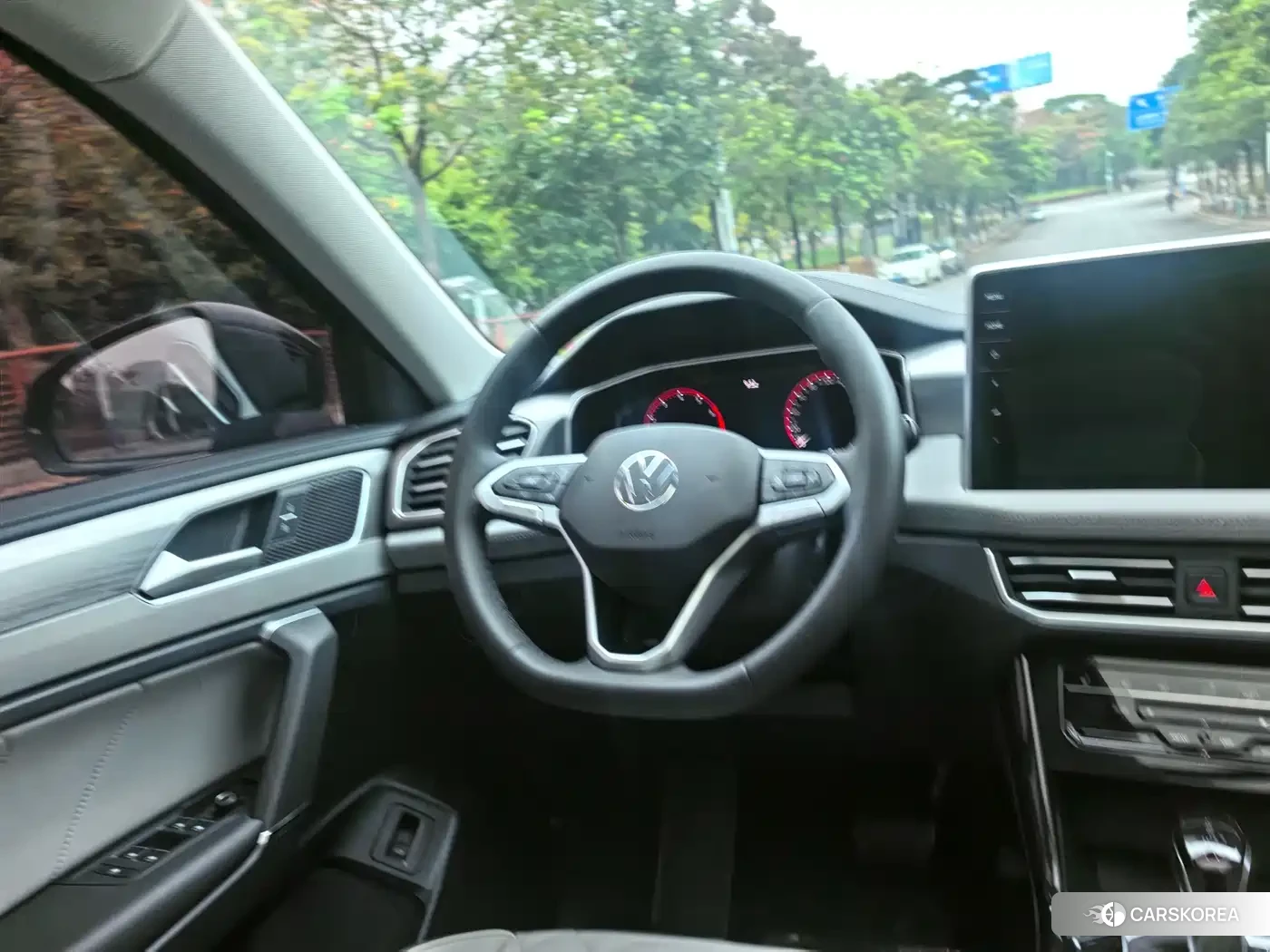 Volkswagen Tayron 2023 Silver/gray из Китая