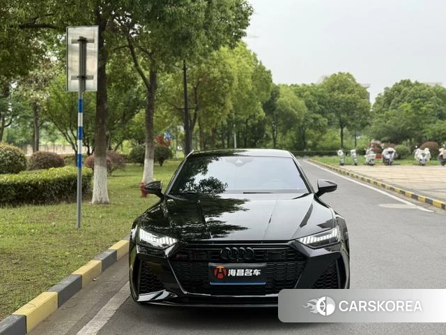 Audi RS 7 2021 Черный из Китая