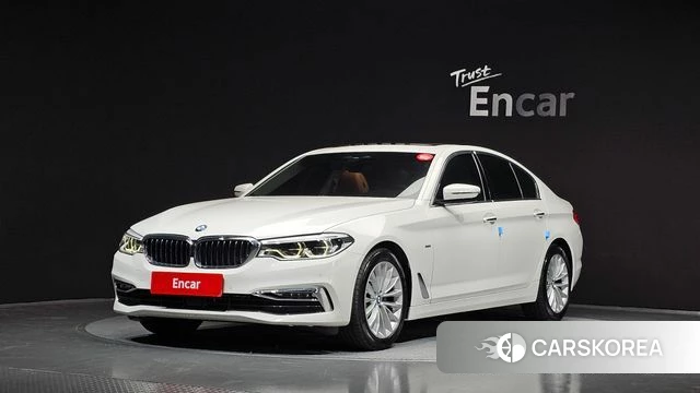 BMW 5 Series (G30) 2018 Белый из Кореи