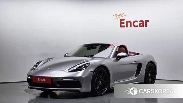 Porsche 718 Boxster 2018 Серебристо-серый из Кореи