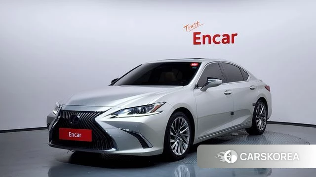 Lexus ES300h 7th generation 2018 Песочный из Кореи