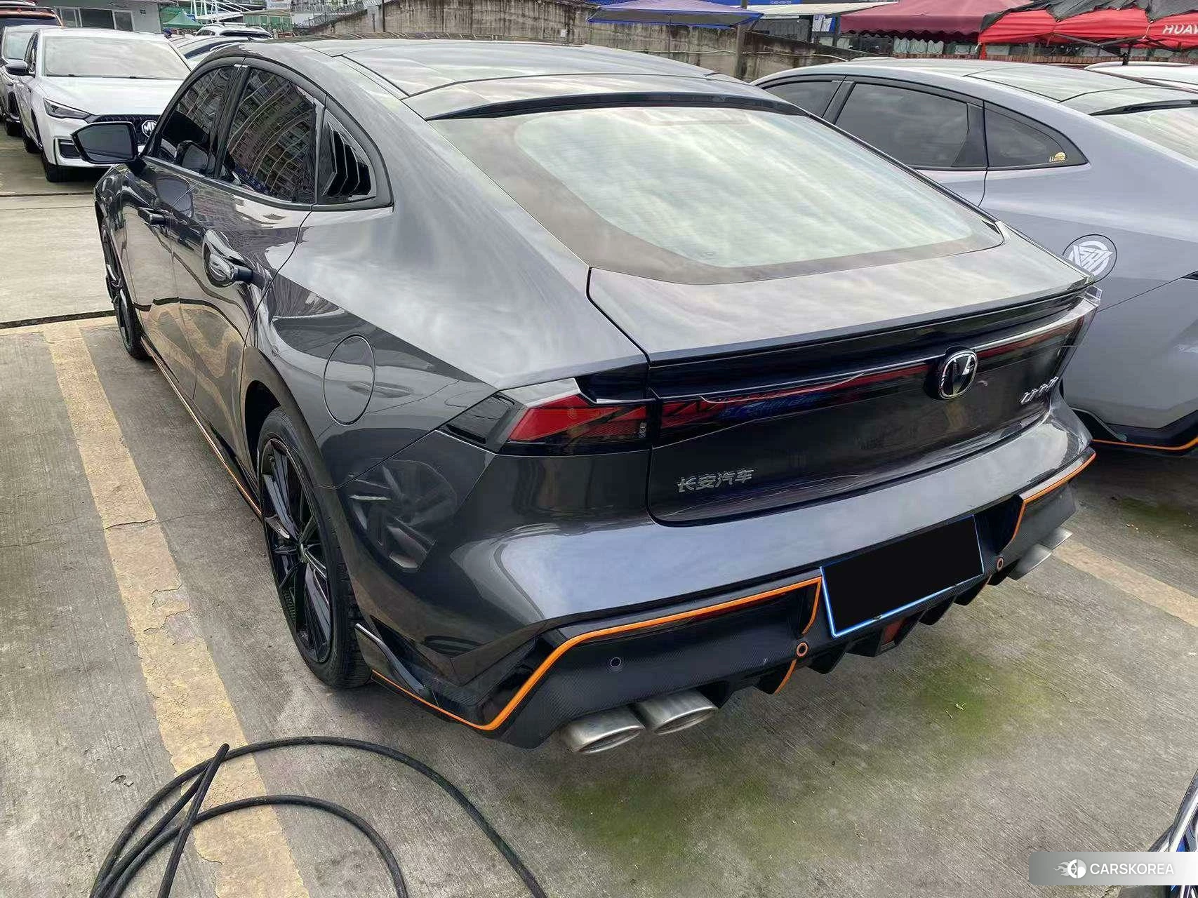 Chang'an UNI-V 2022 Темно-серый из Китая