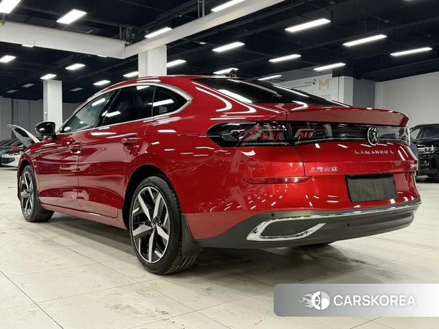 Volkswagen Lingdu 2023 Красный из Китая
