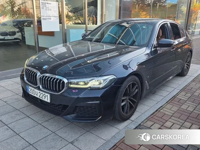 BMW 5 Series (G30) 2021 Черный из Кореи