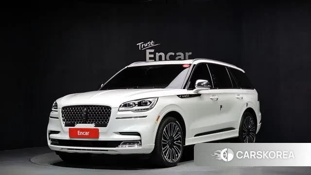 Lincoln Aviator 2nd generation 2022 Белый из Кореи