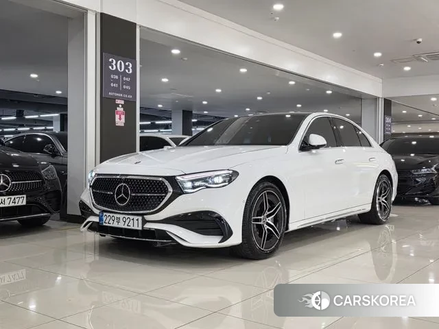 Mercedes-Benz E-Class W214 2025 Белый из Кореи