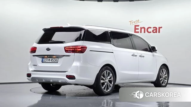 Kia The New Carnival 2018 Белый из Кореи