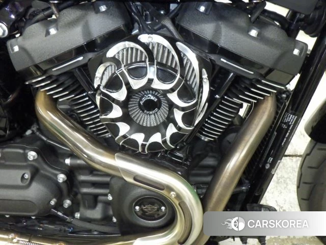 Engine photo