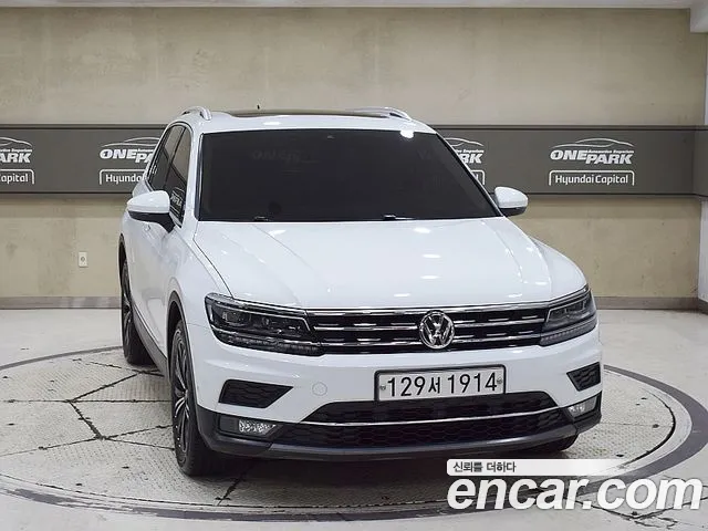 Volkswagen Tiguan second Generation 2020 Белый из Кореи