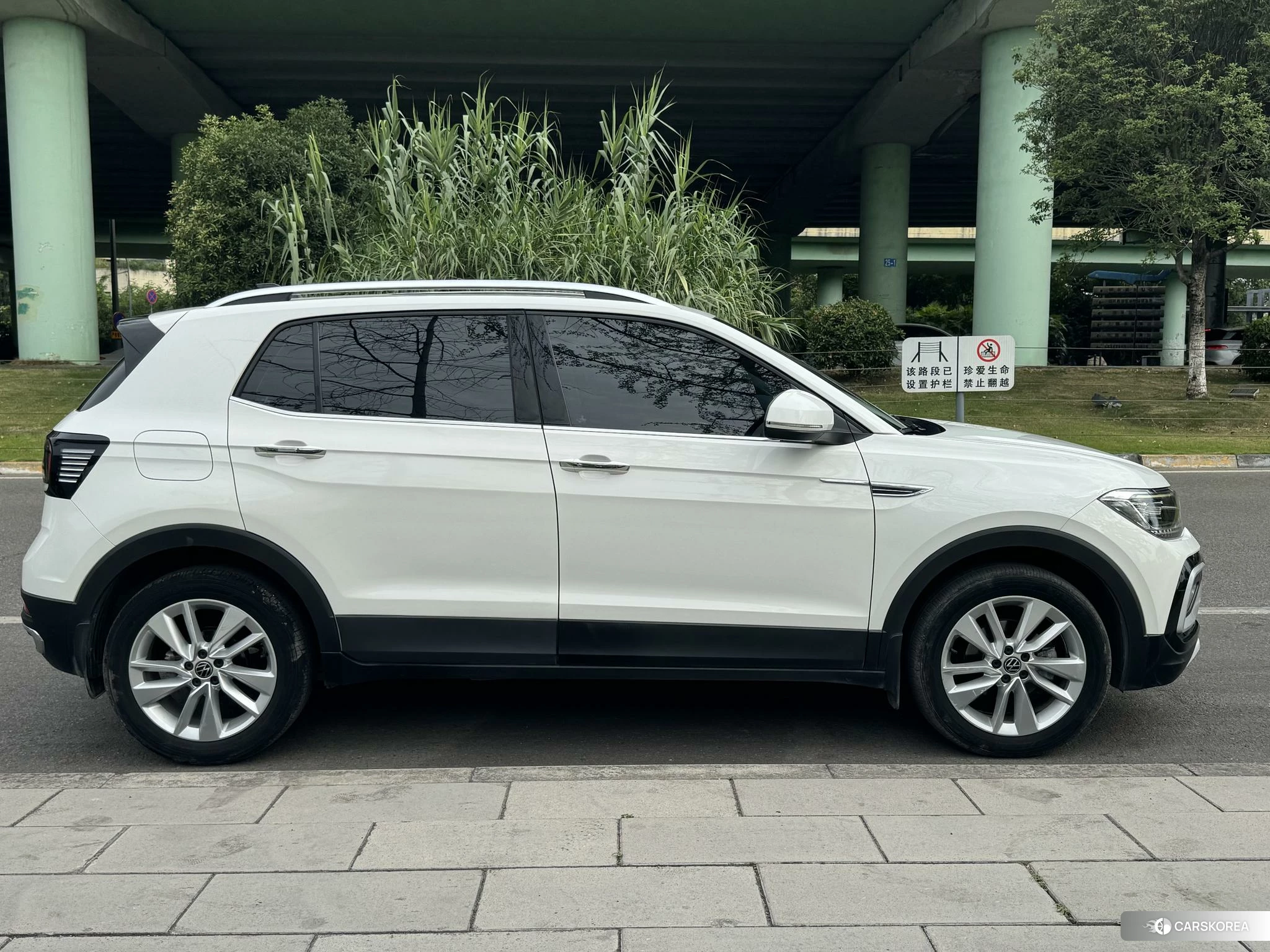 Volkswagen Tu Kai 2020 Белый из Китая