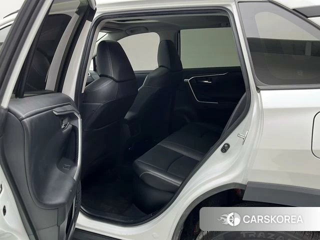 Toyota RAV4 Rongfang 2022 Белый из Китая