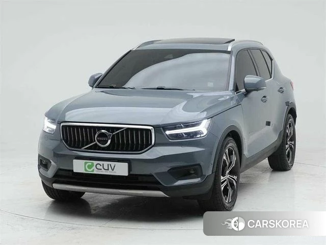 Volvo XC40 2020 Небесно-голубой из Кореи