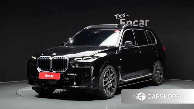 BMW X7 (G07) 2024 Черный из Кореи