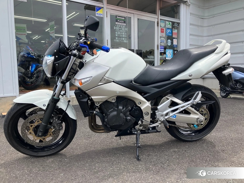 Проданный Suzuki GSR400 2011 из Японии, фото 2