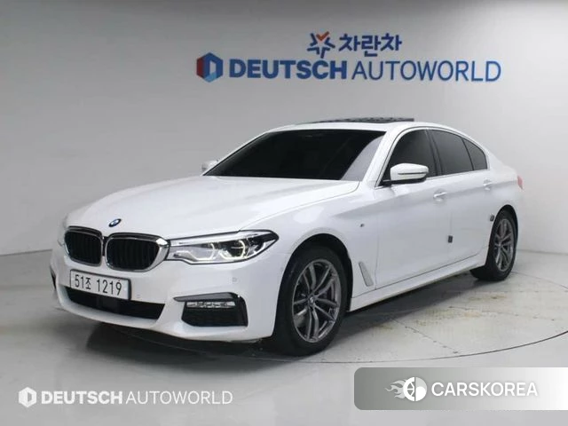 BMW 5 Series (G30) 2018 Белый из Кореи