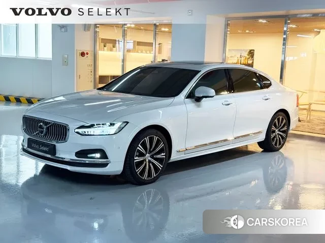 Volvo S90 2024 Белый из Кореи