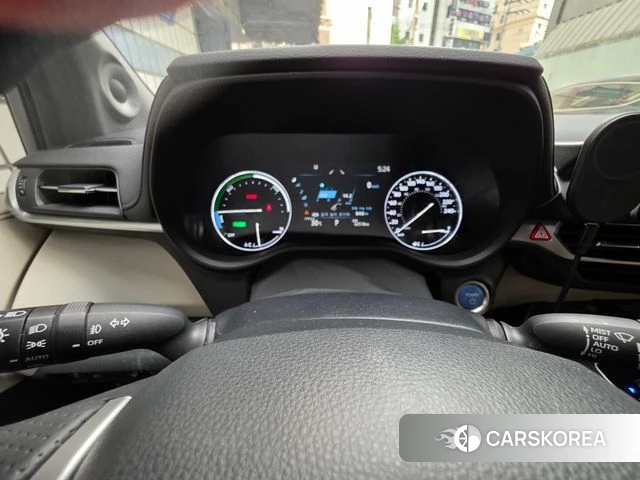 Toyota Sienna 4th Generation 2022 Белый из Кореи