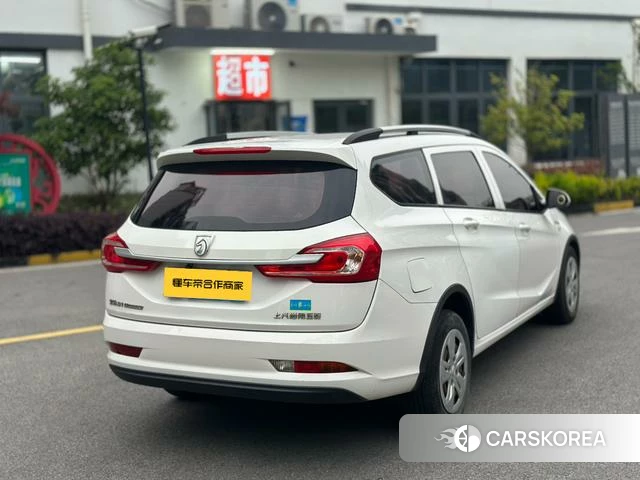 Baojun 310W 2018 Белый из Китая