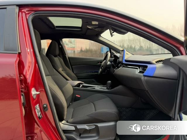 Toyota IZOA 2021 Красный из Китая