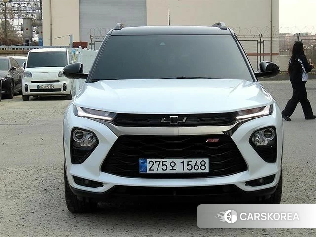 Chevrolet (GM Daewoo) Trailblazer 2022 Белый из Кореи