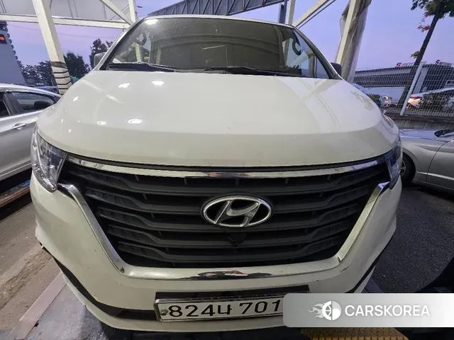 Hyundai The New Grand Starex 2019 Белый из Кореи