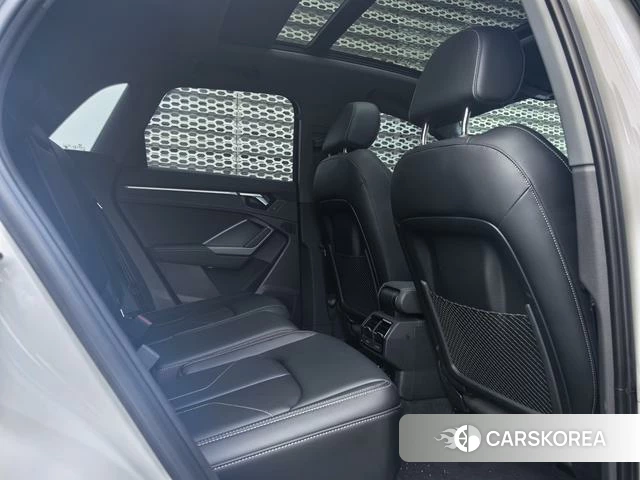 Audi Q3 2024 Белый из Китая