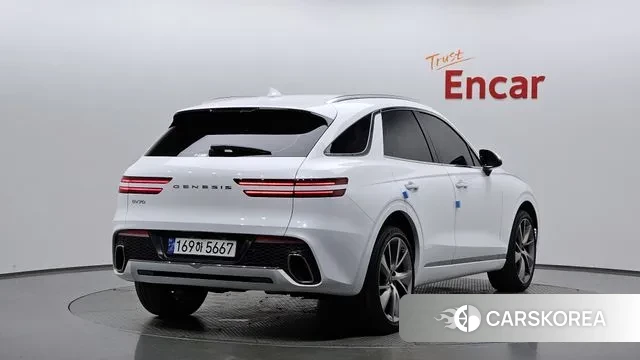 Genesis GV70 2022 Белый из Кореи