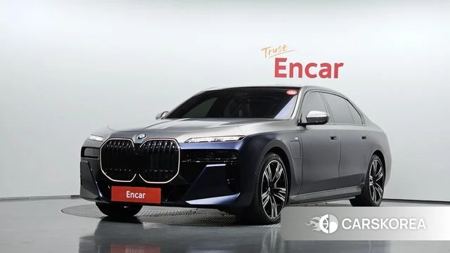 BMW 7 Series (G70) 2024 Синий из Кореи