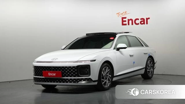 Hyundai Grandeur Hybrid (GN7) 2023 Белый из Кореи