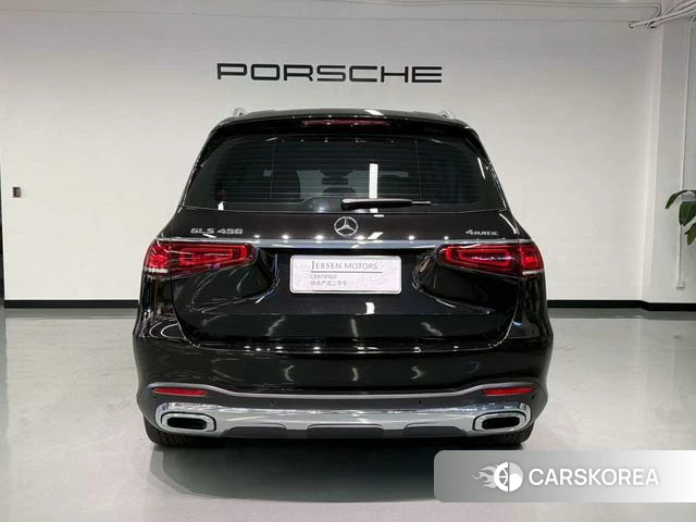 Mercedes-Benz GLS 2023 Черный из Китая